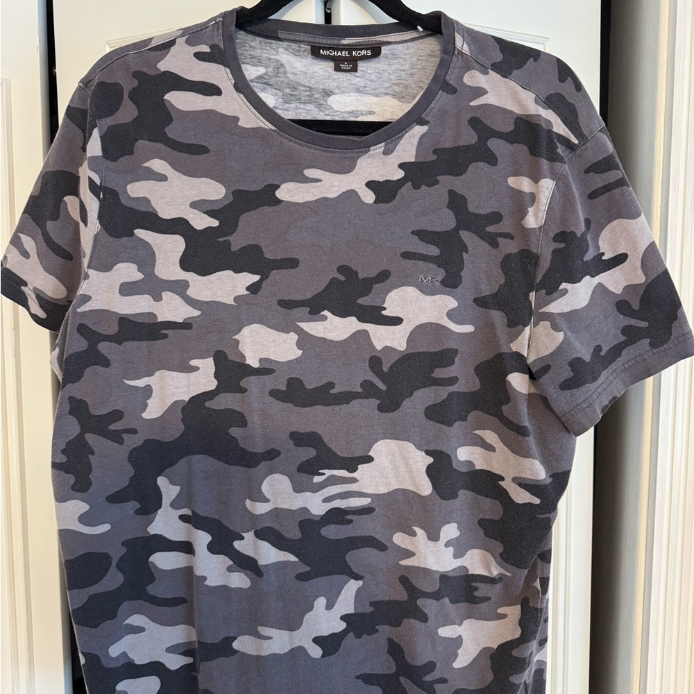 Michael Kors Gray and Black Camouflage Short Sleeve Tee